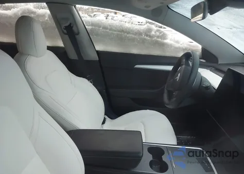 2021 Tesla Model 3 Standard Range Plus Rear-Wheel Drive из США, поврежденный, VIN 5YJ3E1EA3MF032423